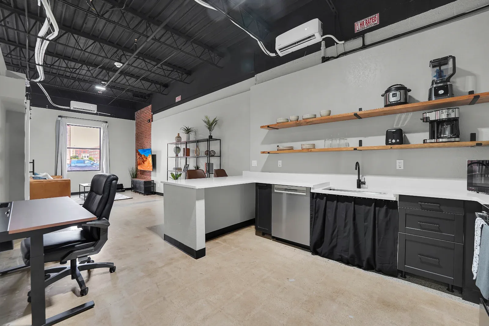 Property at 300, East Commerce Street, Altus, Jackson County, Oklahoma, 73521, United States