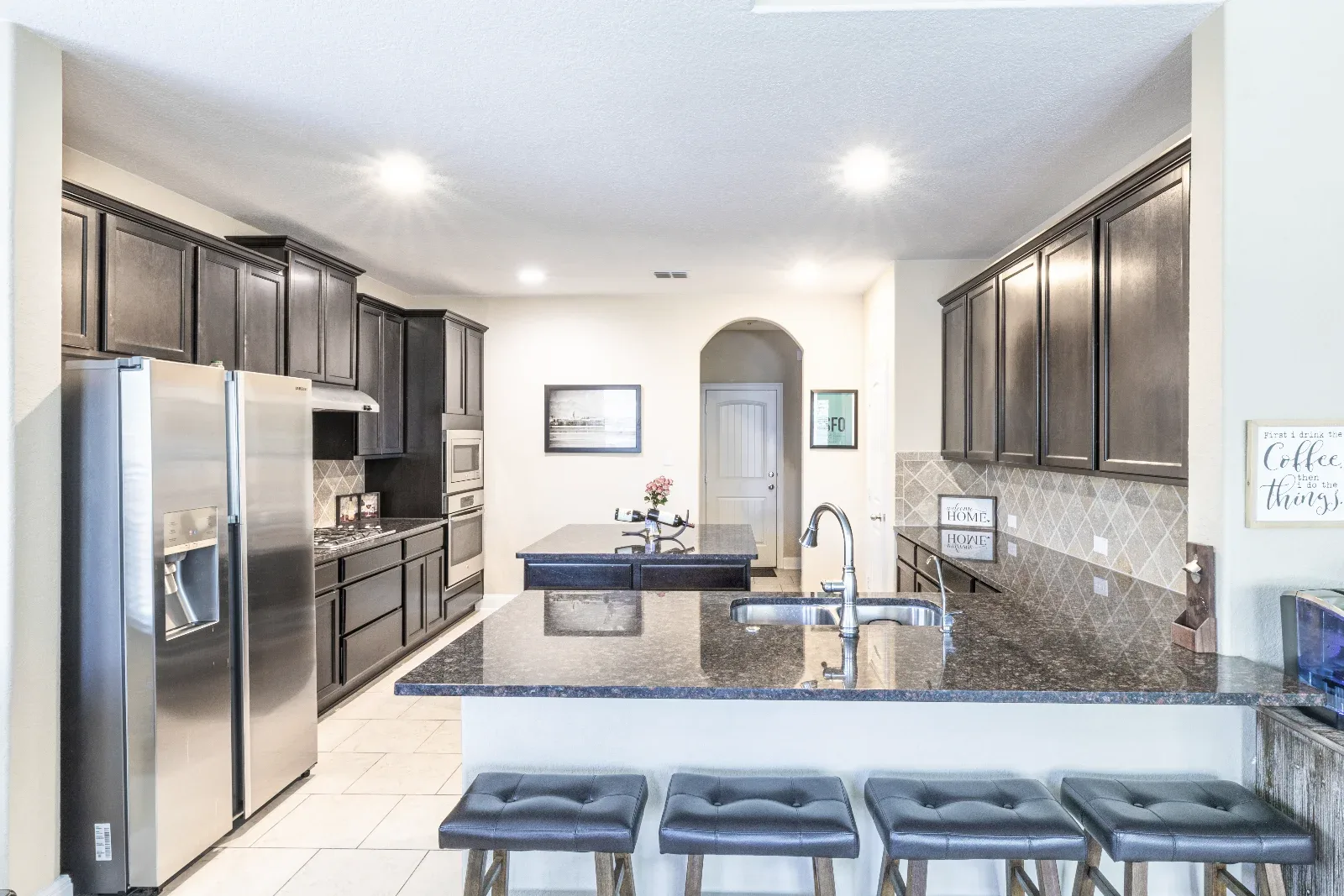 Full kitchen at Downwind Beach House- Randolph AFB Lodging